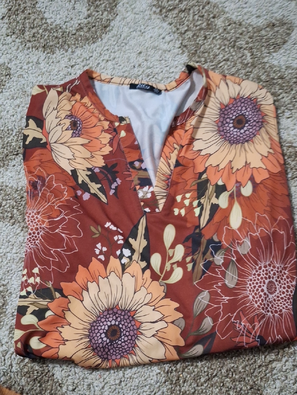 Floral V-Neck Tunic Top in Rust Orange